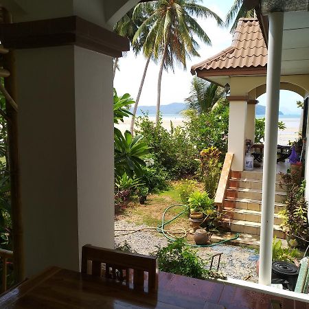 海滩度假屋 Taling Ngam Beach 外观 照片
