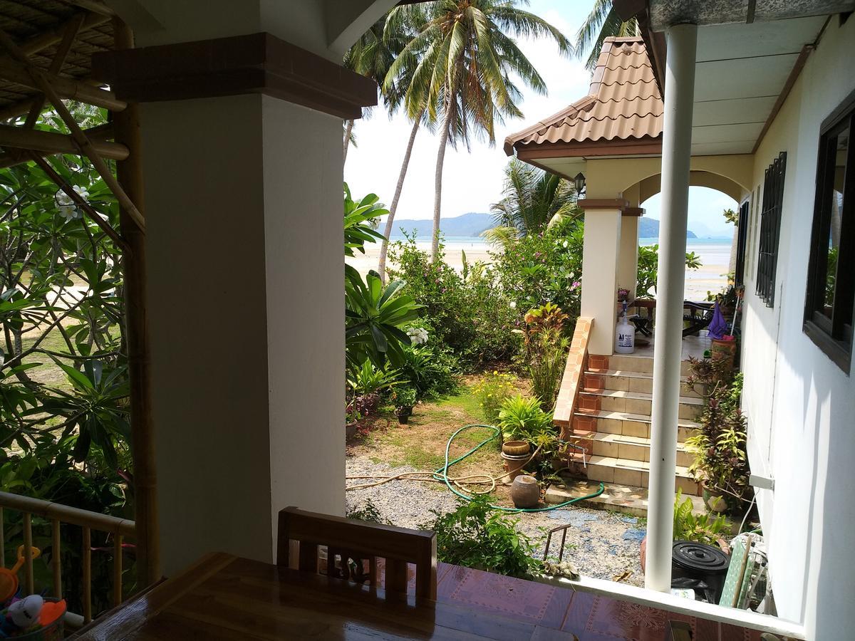海滩度假屋 Taling Ngam Beach 外观 照片